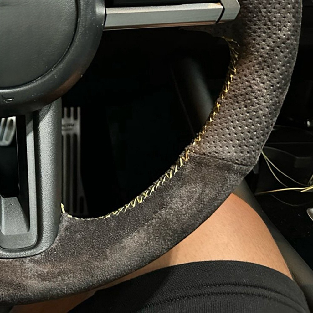 Housse de volant de voiture en - Car Steering Wheel Cover Anti Slip Breathable avis et prix